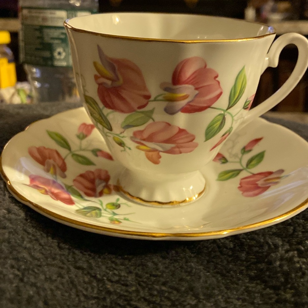 Vintage Tea Cup & Saucer set